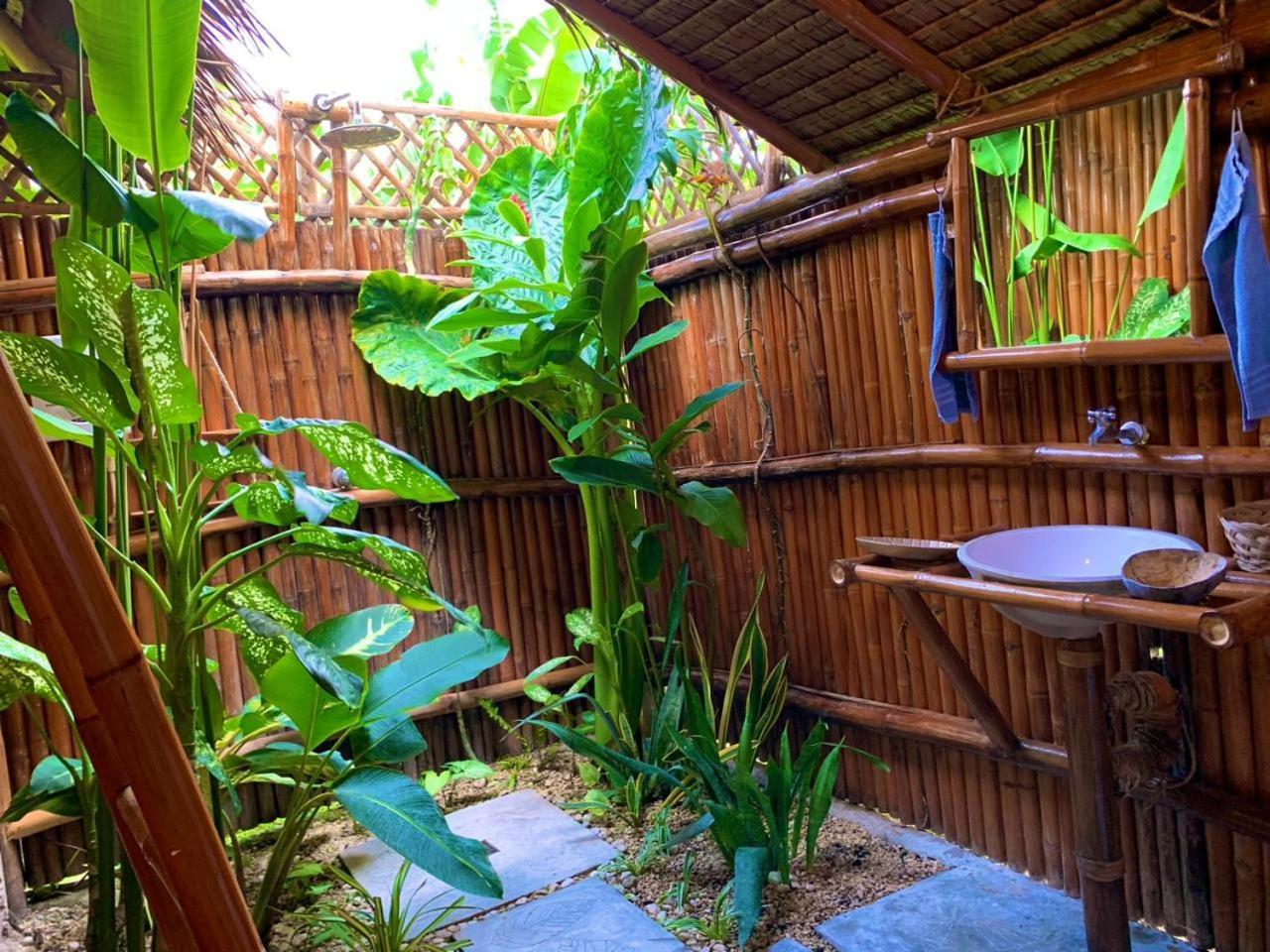 Tongo Hill Cottages Moalboal Bagian luar foto